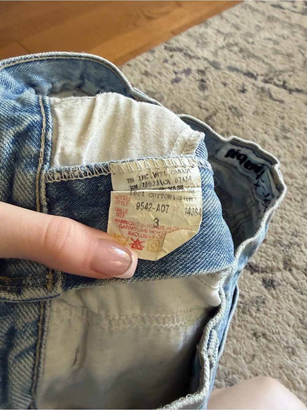 Vintage Liquid Jeans Butterfly Jean Shorts - Picture 4 of 5